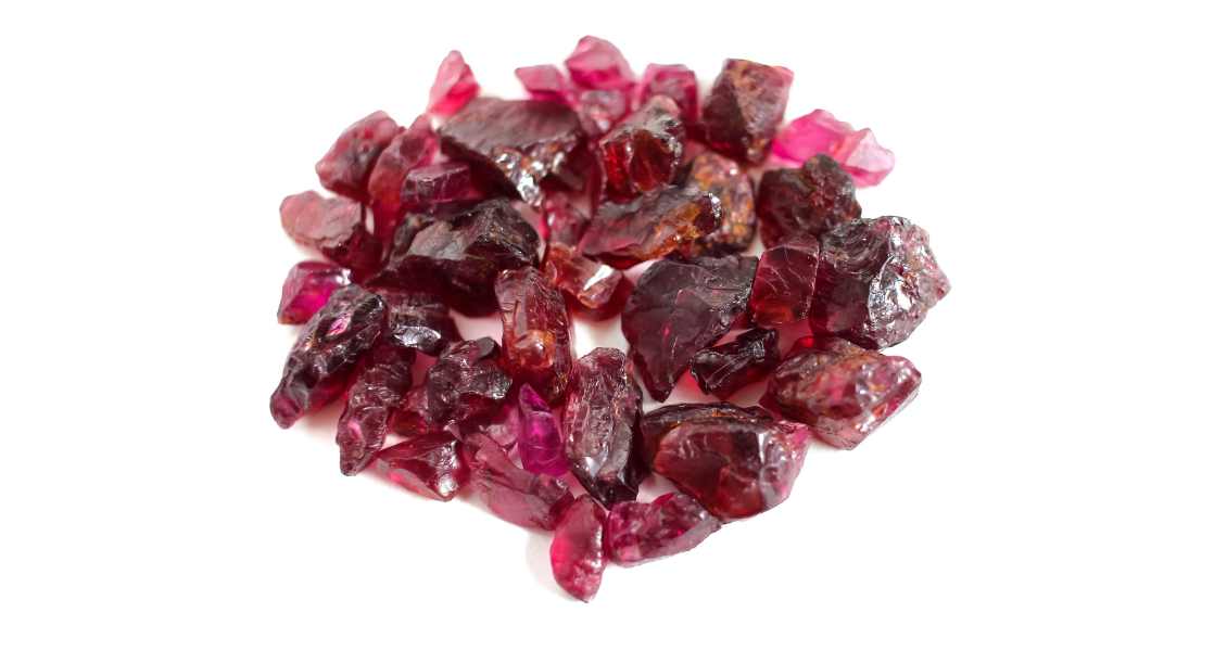 7 Little-Known Facts About Garnet Gemstones (That Will Make You Want O ...